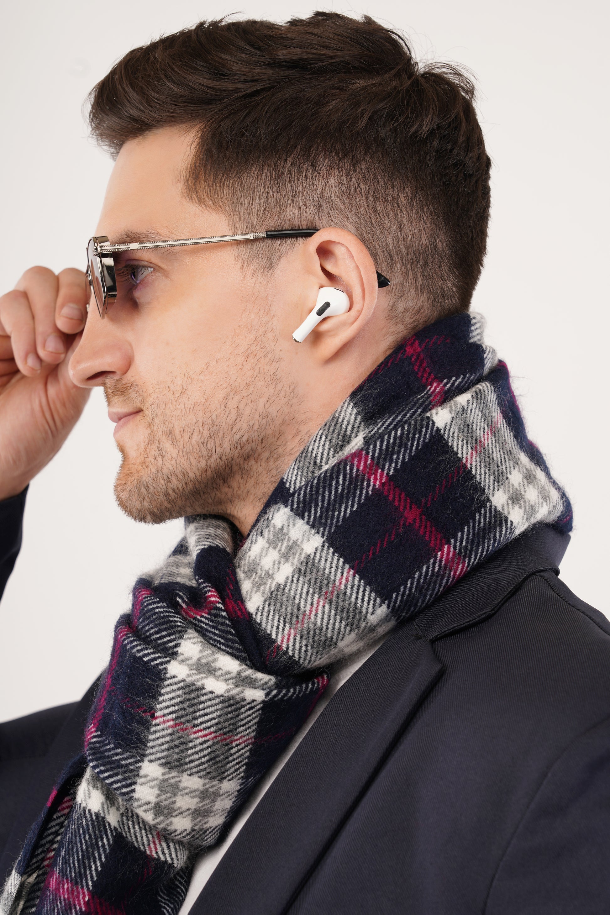 Dark gradient purple