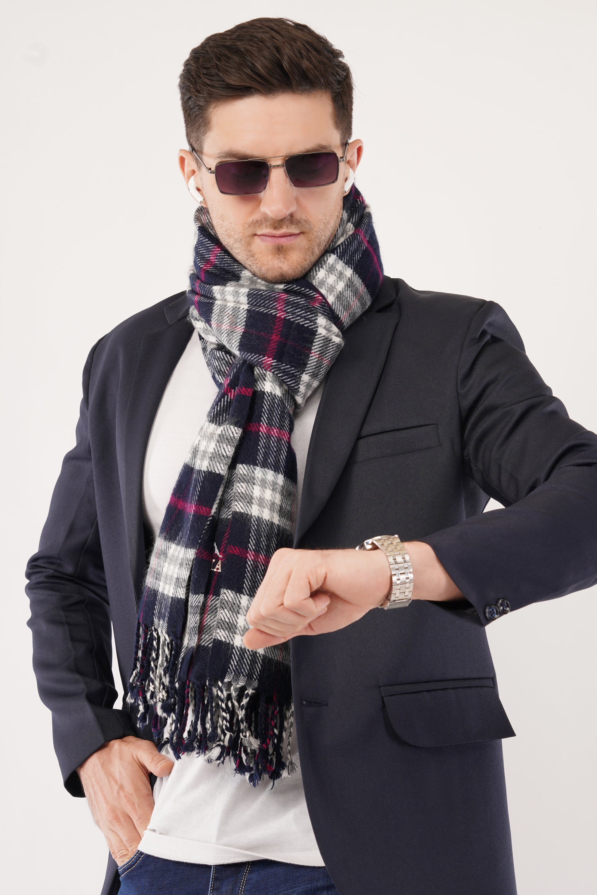 Dark gradient purple